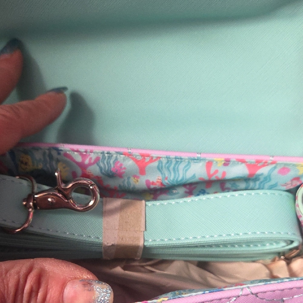 Pastel Clutch - Picture 5 of 9